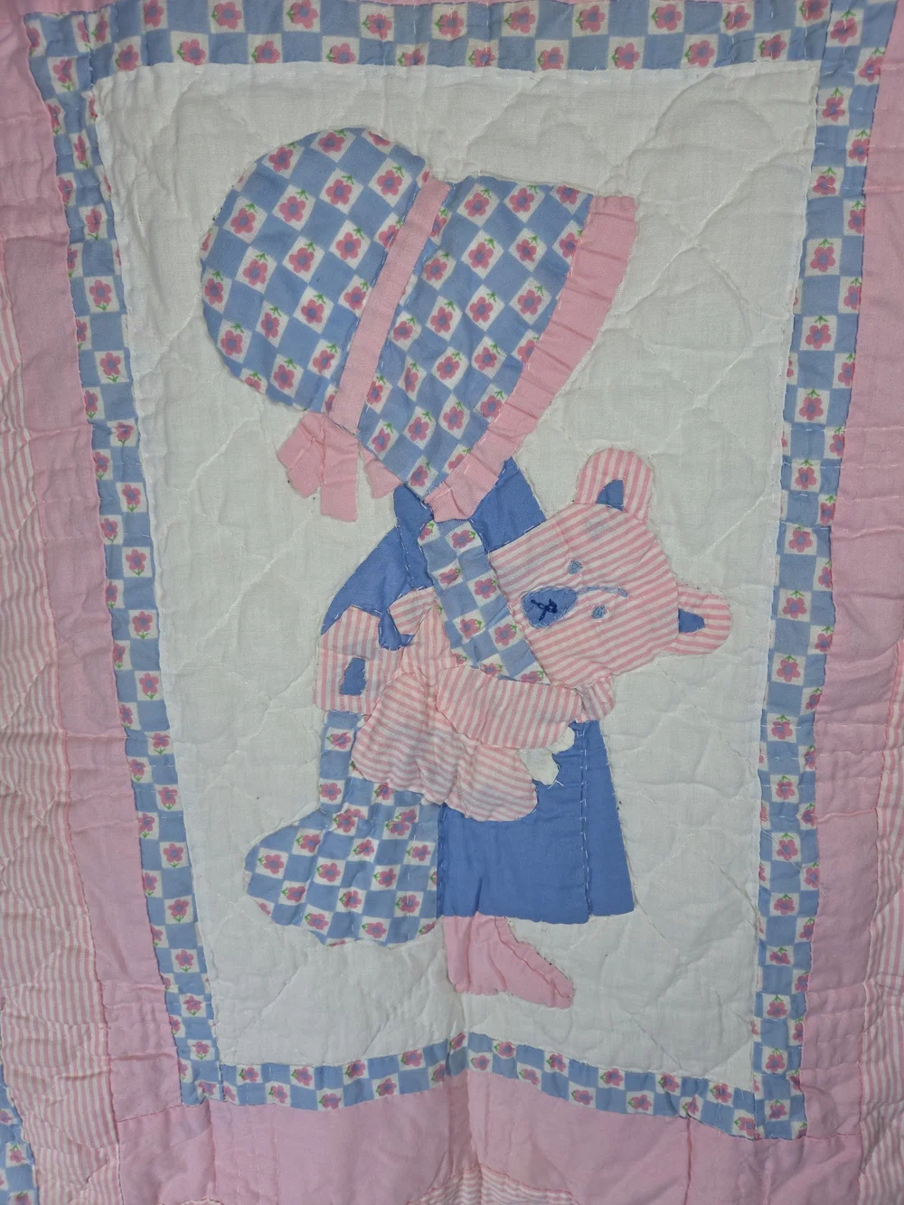 1980's Britannica Home Fashions Pink and Blue Window Panel. Sunbonnet Sue